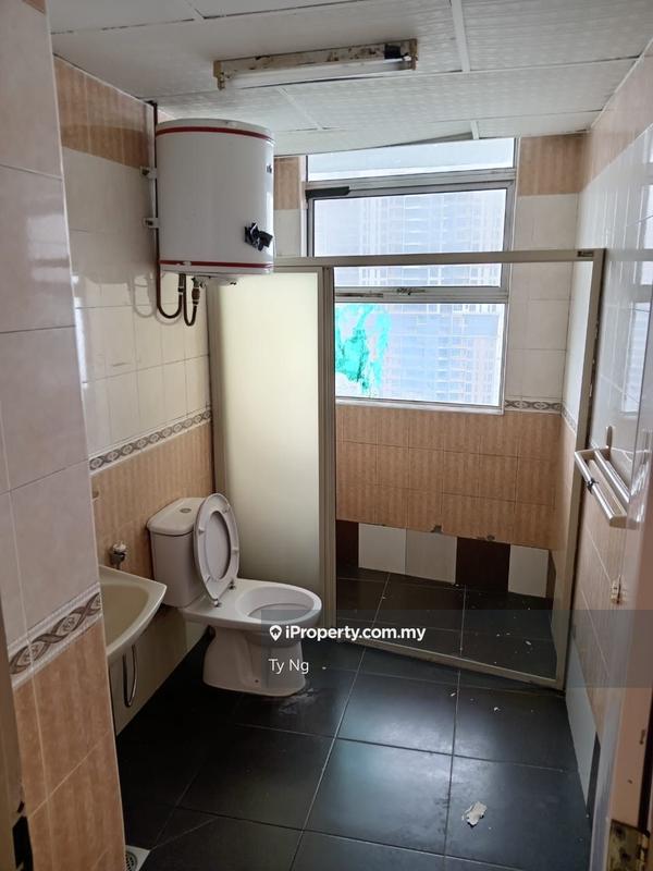 For Rent - Ria Apartment
