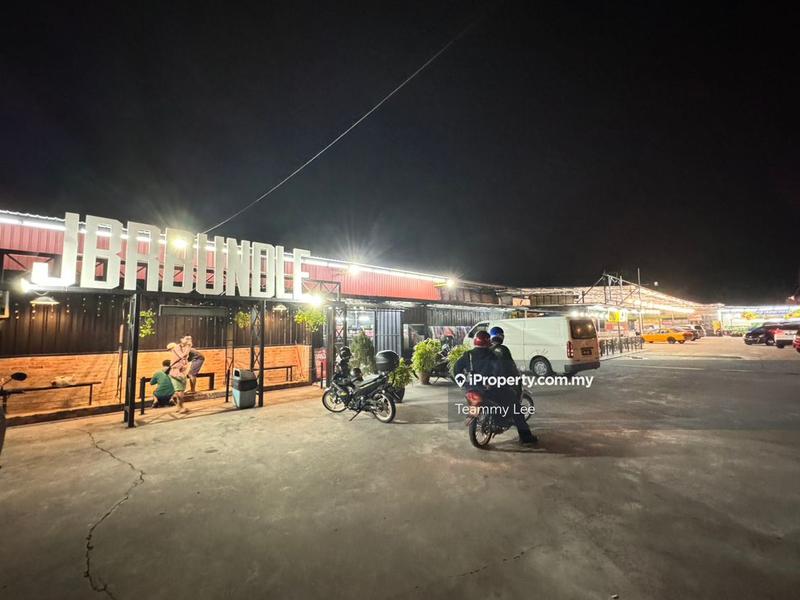 For Sale - ROI 5.3% 27265sf Commercial Land Mainroad Hulu Langat Batu 9, Fully Tenanted