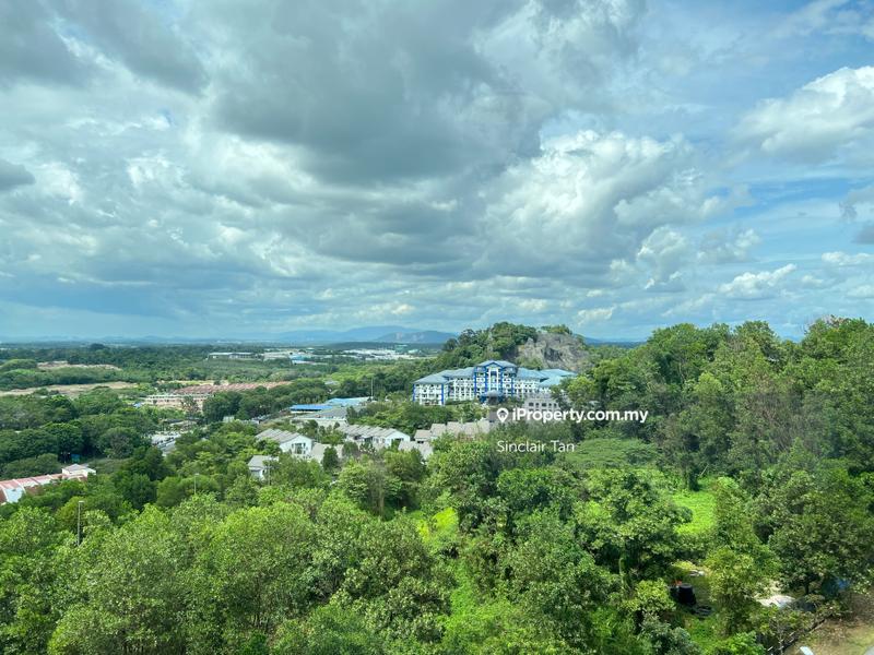 Kediaman Servis untuk Dijual di The Heights Residence oleh Geoffery Wee - iProperty.com.my