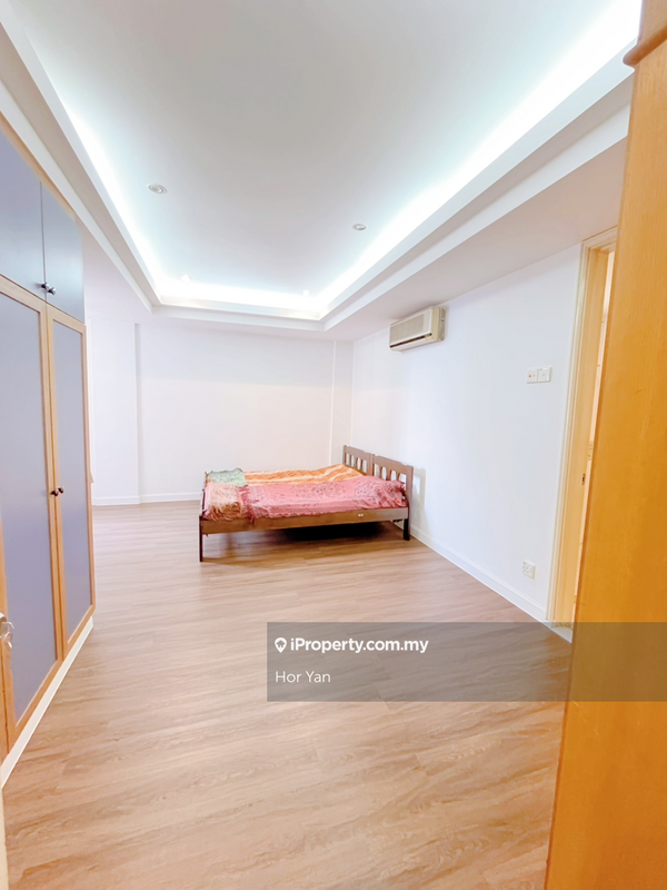 Kondominium untuk Dijual di Pantai Panorama Condominiums oleh Hor Yan - iProperty.com.my