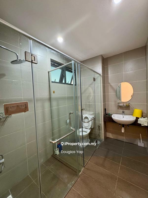 Service Residence for Rent in Pacific Star by Douglas Yap - Bathroom - iProperty.com.my
