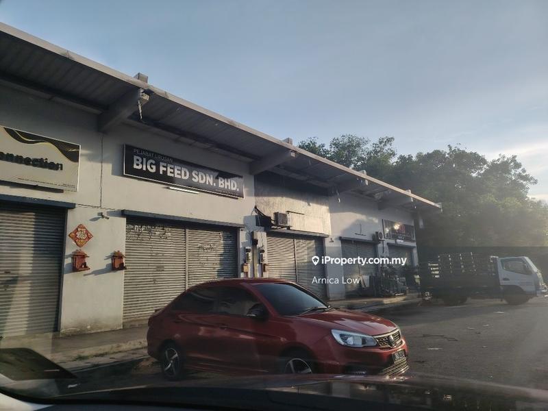 Kilang Teres untuk Dijual di Taman Putra Permai, Seri Kembangan oleh Arnica Low - iProperty.com.my