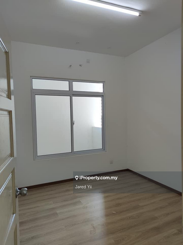 For Sale - P' Residence