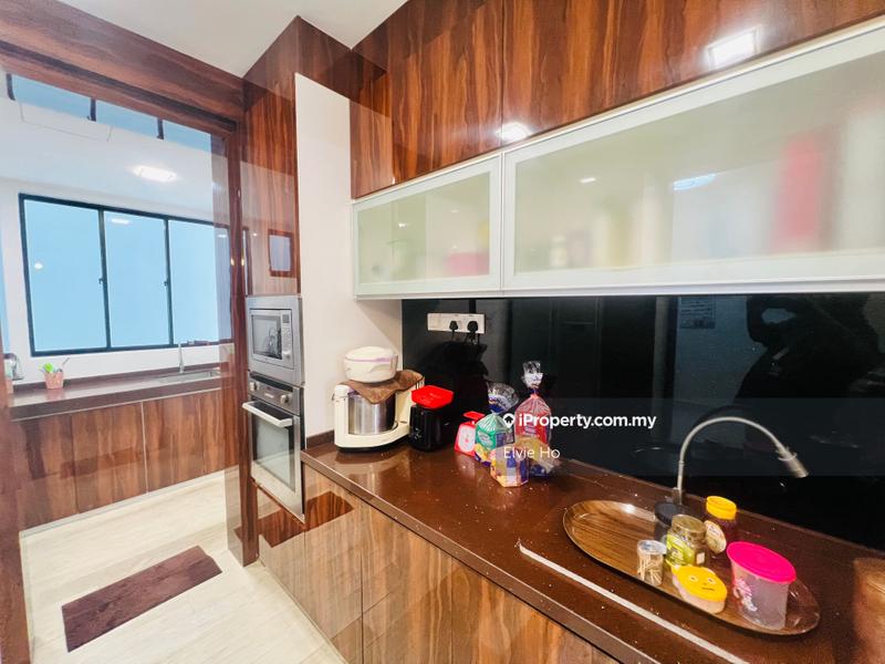 Condominium for Sale in Papillon Desahill Condominium by Elvie Ho - iProperty.com.my