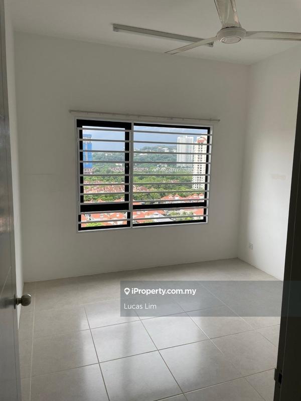 Kediaman Servis untuk Dijual di VIM 3 @ Desa Park North oleh Lucas Lim - iProperty.com.my