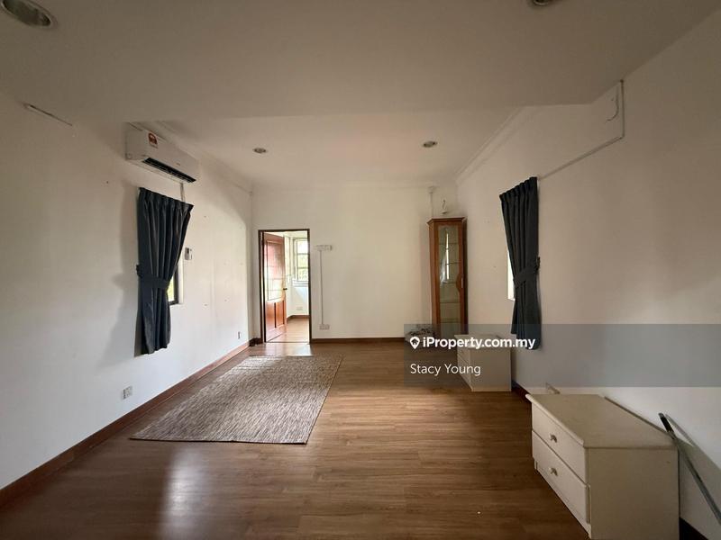 Banglo untuk Dijual di Country Heights, Kajang oleh Stacy Young - iProperty.com.my