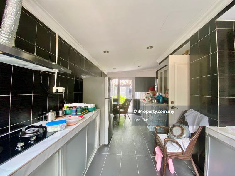 Bungalow House for Sale in Mutiara Damansara, Selangor by Ken Tan - iProperty.com.my