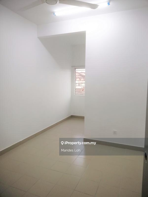 Rumah Teres 2-Tingkat untuk Dijual di Taman Baiduri 2, Dengkil Cyberjaya Putrajaya, Dengkil oleh Mandes Loh - iProperty.com.my
