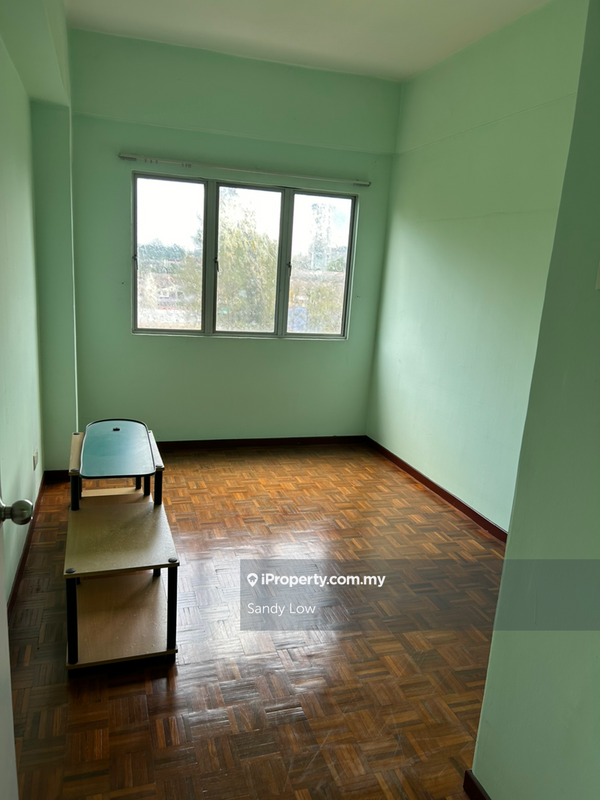 Pangsapuri untuk Dijual di Permai Villa oleh Sandy Low - iProperty.com.my