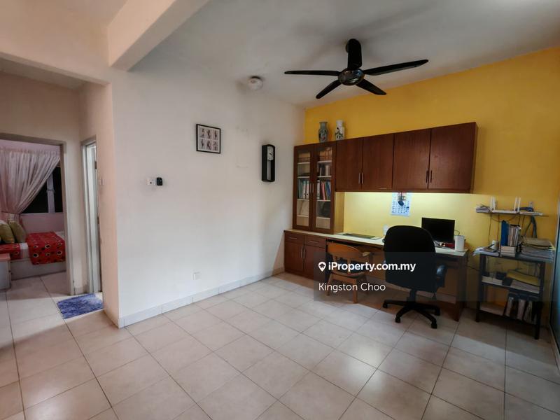 Rumah Bandar untuk Dijual di [ Gated Guarded ] Taman Lagenda Mas, Cheras oleh Kingston Choo - iProperty.com.my