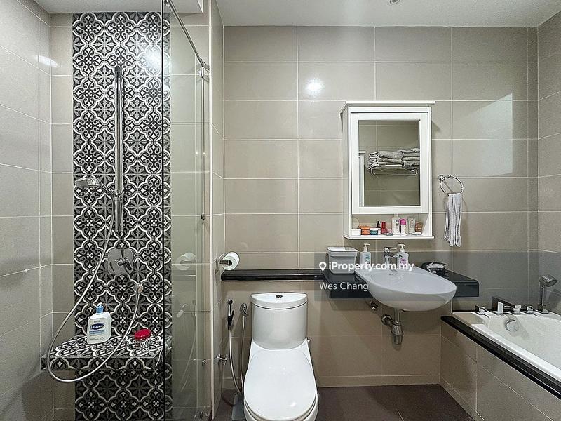 Kondominium untuk Dijual di Surian Residences oleh Wes Chang - iProperty.com.my