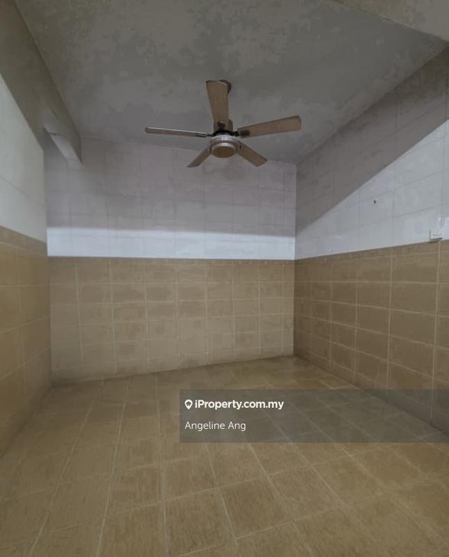 Rumah Berangkai 2 Tingkat untuk Dijual di Usj 1, Subang Jaya oleh Angeline Ang - iProperty.com.my