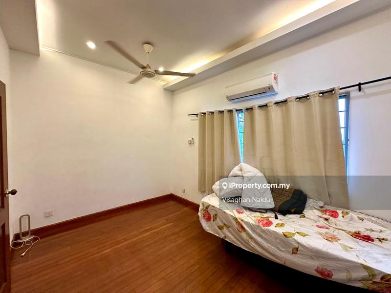 Bungalow House for Sale in Bandar Country Homes, Rawang by Visaghan Naidu - iProperty.com.my