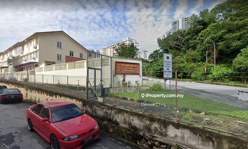 Rumah Berangkai 2 Tingkat untuk Dijual di Serdang, Seri Kembangan oleh Dennix Chin - iProperty.com.my