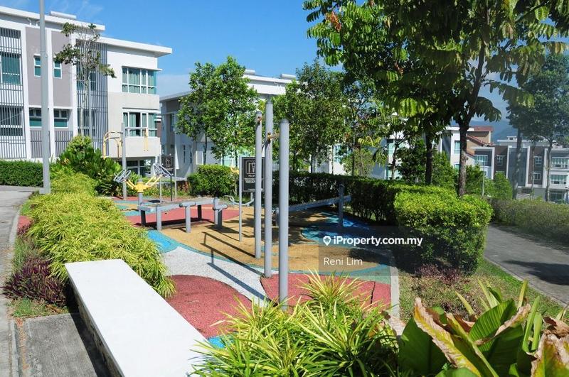 Rumah Berkembar untuk Dijual di Rafflesia, Damansara Perdana, Petaling Jaya, PJ, Damansara Perdana oleh Reni Lim - iProperty.com.my