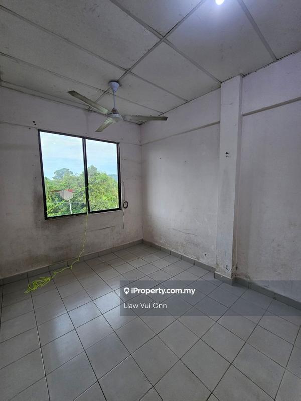 Flat for Sale in Taman Sinar Jaya by Liaw Vui Onn - iProperty.com.my