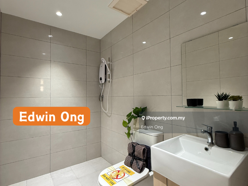 For Sale - Seiras @ Utropolis