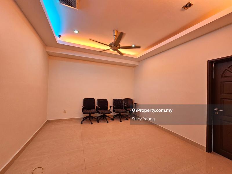 Rumah Berangkai 2 Tingkat untuk Dijual di Sungai Long, Bandar Sungai Long oleh Stacy Young - iProperty.com.my