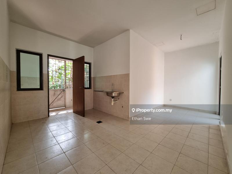 Bungalow House for Sale in Bukit Rahman Putra, Sungai Buloh by Ethan Swe - iProperty.com.my