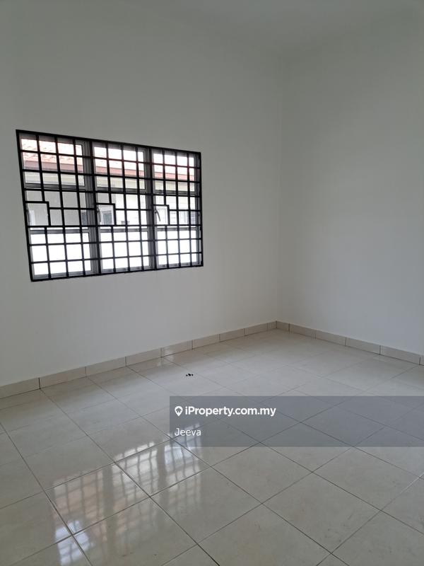 Banglo untuk Dijual di Garden Avenue, Seremban 2 oleh Jeeva - iProperty.com.my