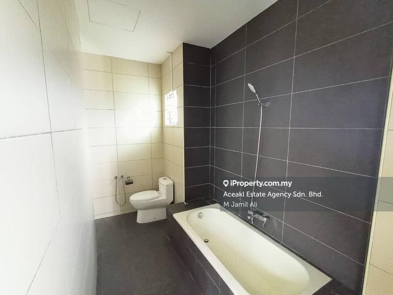 Rumah Berkembar untuk Dijual di Seksyen 5 Bandar Baru Bangi, Bangi oleh M Jamil Ali - iProperty.com.my