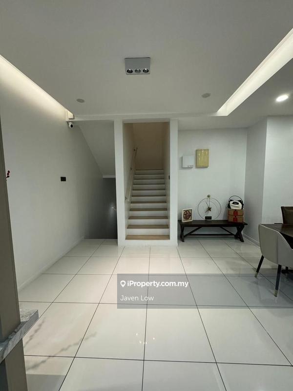 Rumah Bandar untuk Dijual di Sutera Damansara, Damansara Damai oleh Javen Low - iProperty.com.my