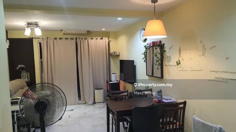 For Rent - Red Ruby 2