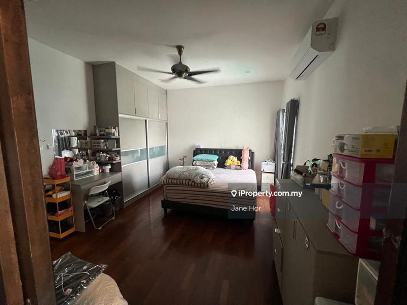 Townhouse for Sale in 16 Sierra, Puchong by Jane Hor - iProperty.com.my