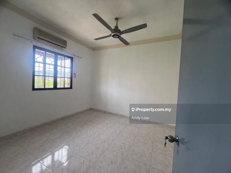 Flat for Sale in Putri Laksamana by Andy Low - iProperty.com.my