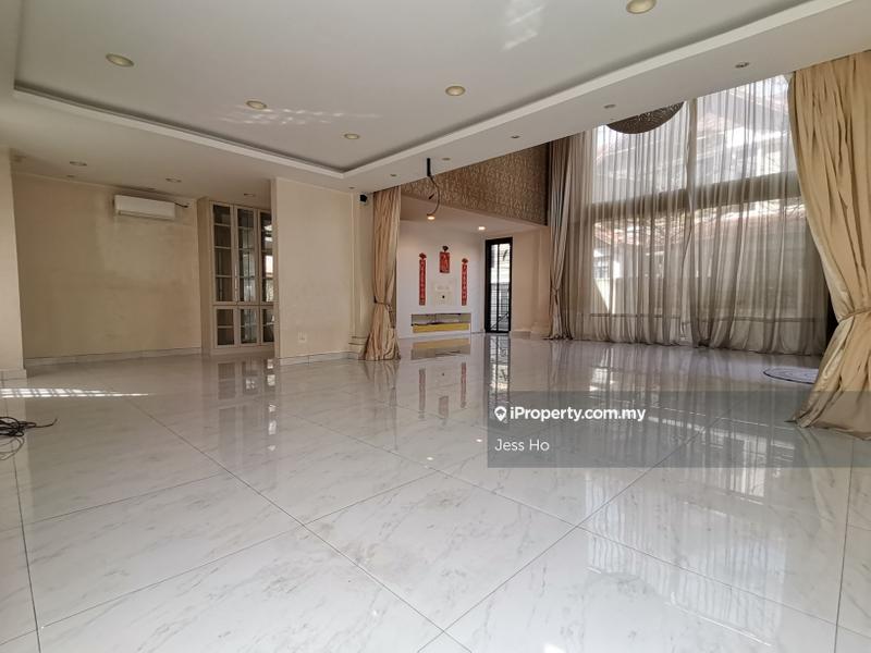 Bungalow House for Sale in Puchong, Bandar Kinrara by Jess Ho - iProperty.com.my