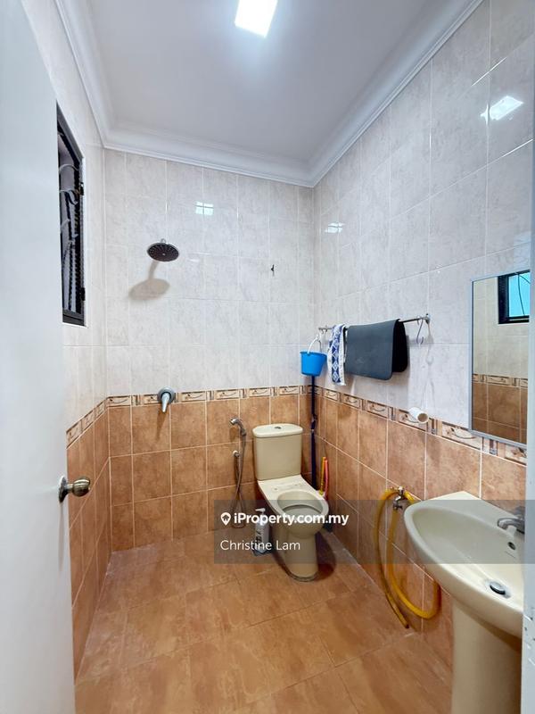 Rumah Berkembar untuk Dijual di Kota Kemuning, Shah Alam oleh Christine Lam - iProperty.com.my