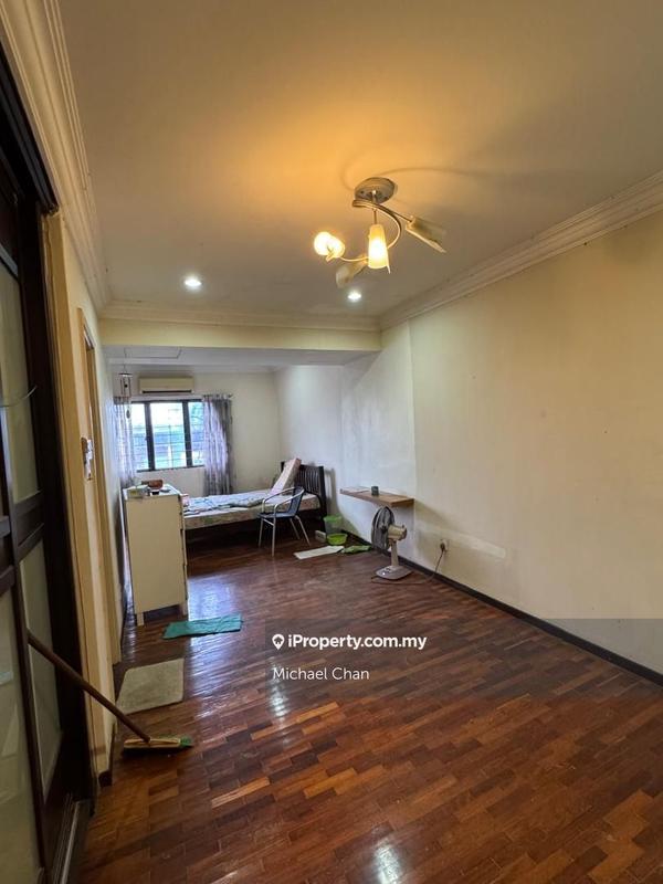 3-storey Terraced House for Sale in Taman Esplanad, Bukit Jalil by Michael Chan - iProperty.com.my