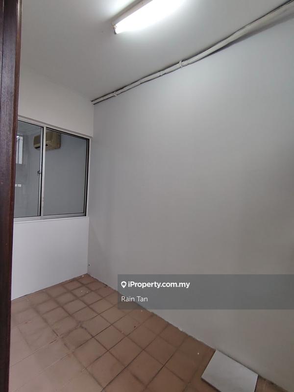 Kondominium untuk Dijual di Amadesa Resort Condominium oleh Rain Tan - iProperty.com.my