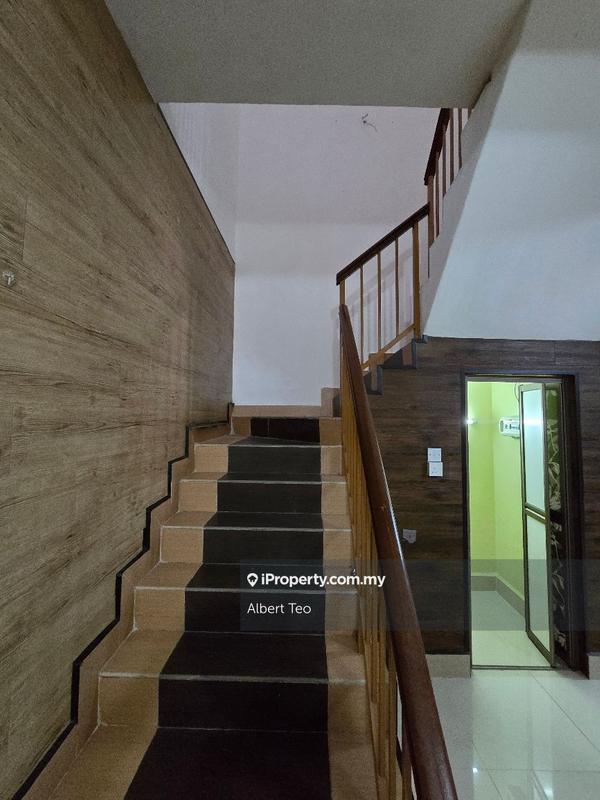 Rumah Berangkai 2 Tingkat untuk Dijual di Taman Bukit Flora 2, Batu Pahat oleh Albert Teo - iProperty.com.my