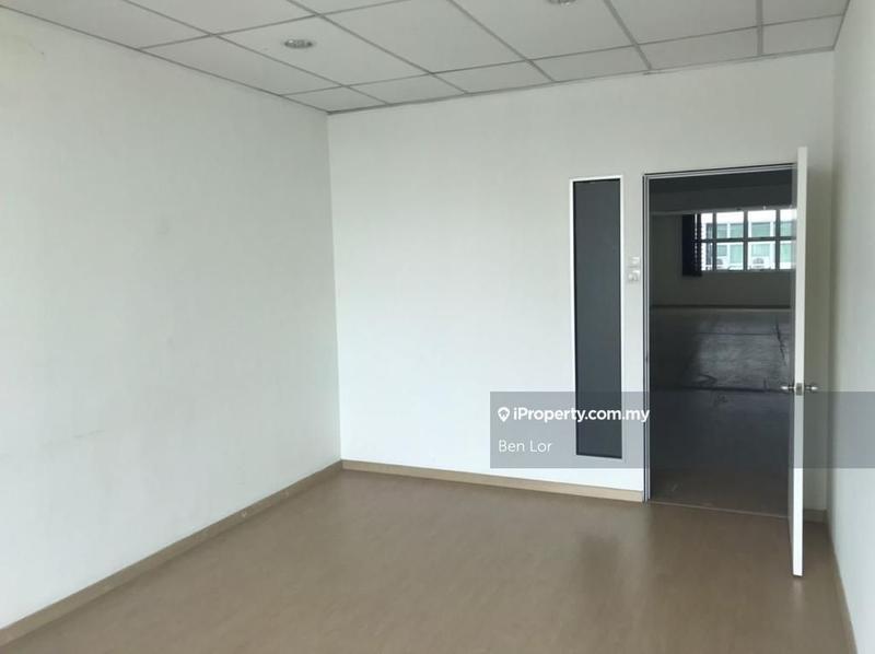 Shop / Office untuk Dijual di Kampung Sungai Kayu Ara, Petaling Jaya oleh Ben Lor - iProperty.com.my