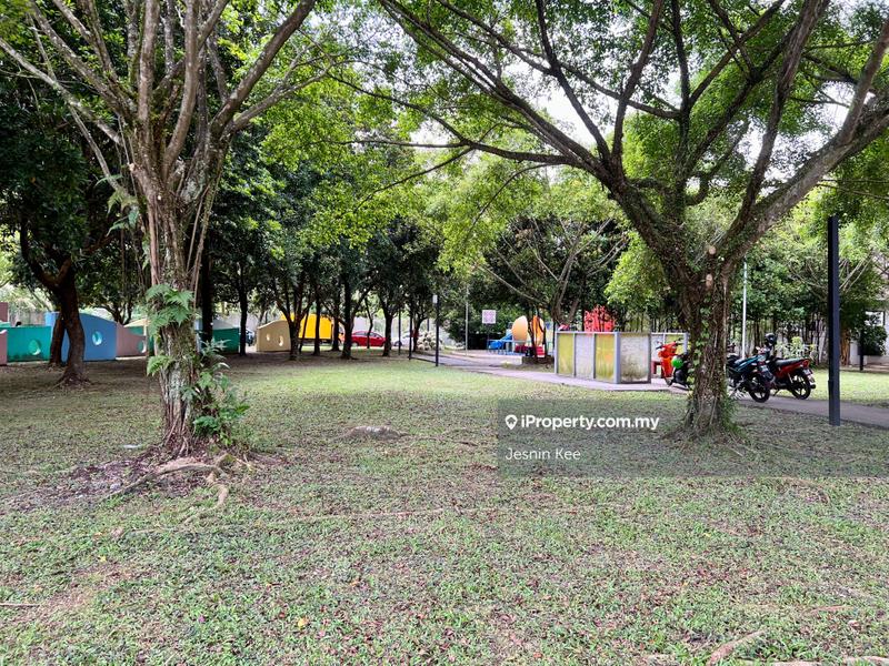 Rumah Berangkai 3 Tingkat untuk Dijual di Lake Fields, Sungai Besi oleh Jesnin Kee - iProperty.com.my