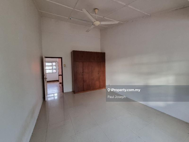 Semi-Detached House for Sale in Taman Petaling, Petaling Jaya by Paul Joseph - iProperty.com.my