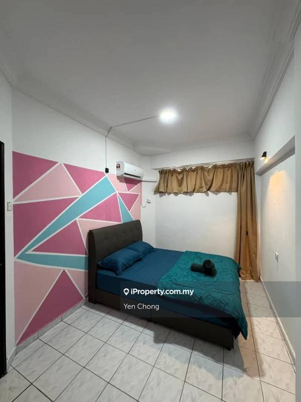 Condominium for Rent in Golden Straits Villas by Yen Chong - iProperty.com.my