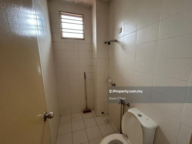 Rumah Teres 2.5-Tingkat untuk Dijual di Taman Tasik Prima, Puchong oleh Kuro Chan - iProperty.com.my