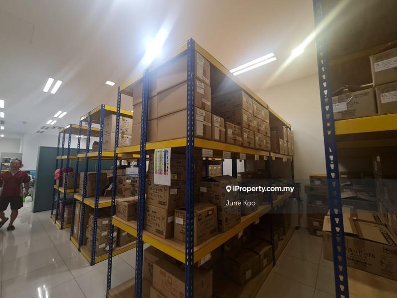 Kilang Berkembar untuk Dijual di Taman Perindustrian Bukit Serdang, Seri Kembangan oleh June Koo - iProperty.com.my