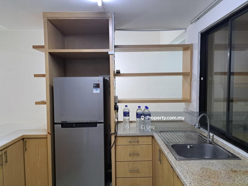 Condominium for Sale in Cyber Heights Villa by Cj Ling - iProperty.com.my