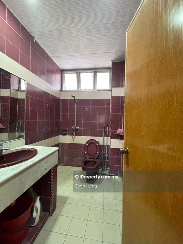 Bungalow House for Sale in Cheras, Kuala Lumpur by Evon Heng - iProperty.com.my