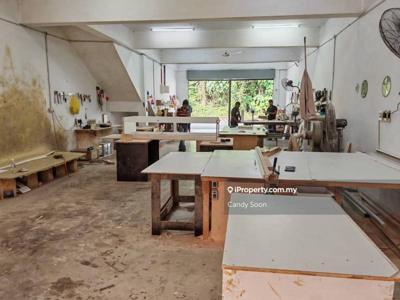 Shop / Office untuk Dijual di Taman Tasik Semenyih, Semenyih oleh Candy Soon - iProperty.com.my