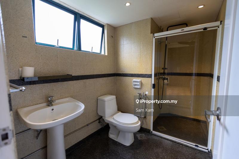 For Sale - Diamond Villa Condominium