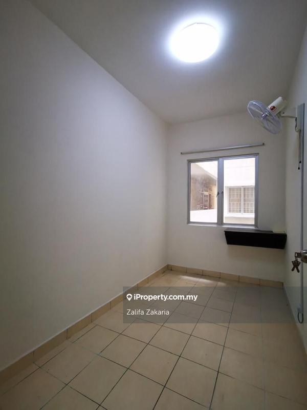 Apartment for Sale in Serdang Villa Apartment by Zalifa Zakaria - iProperty.com.my