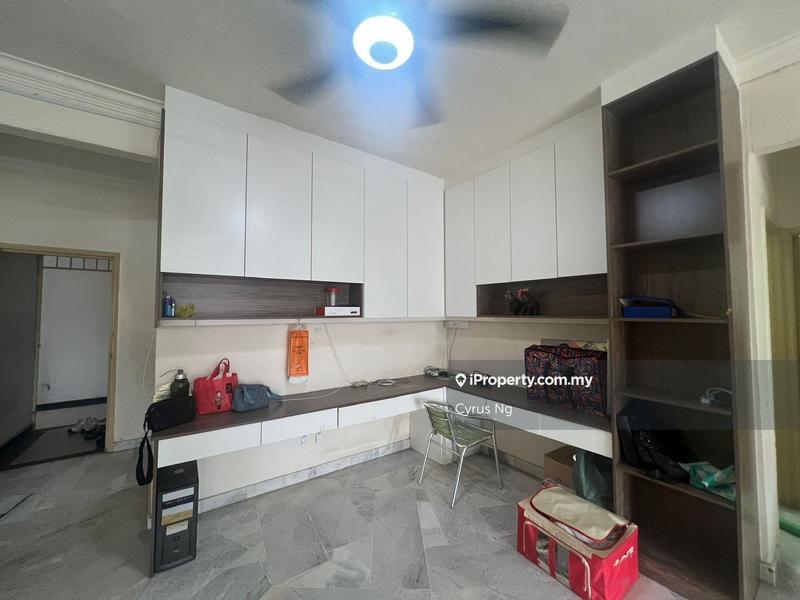 Condominium for Sale in Rose Vista by Cyrus Ng - iProperty.com.my