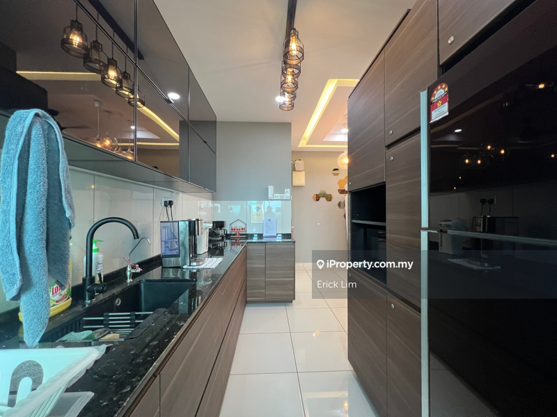 For Rent - Parkland Residence