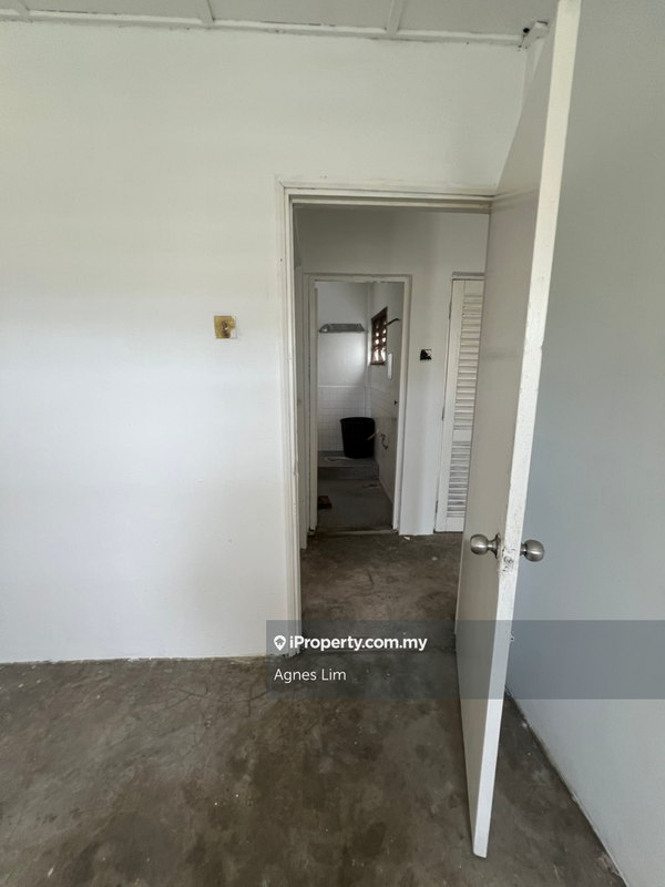 For Sale - Flat Dato Ahmad Razali