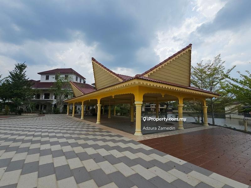 Bungalow House for Sale in Country Heights, Kajang by Adzura Zamedin - iProperty.com.my
