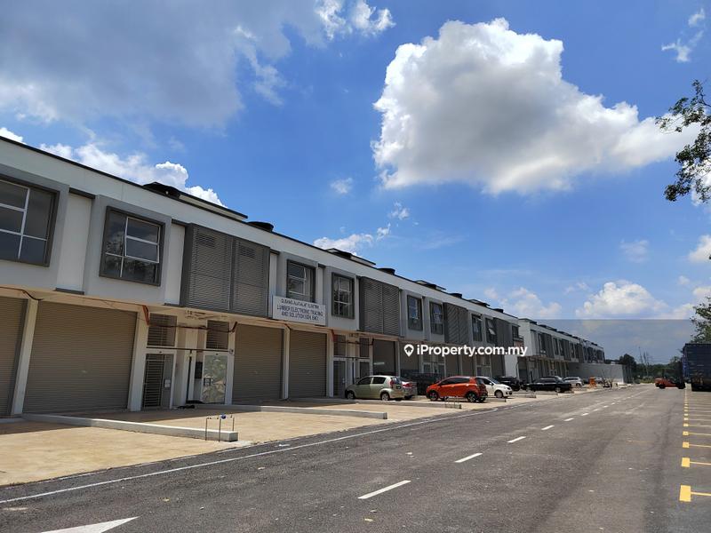 For Sale - Ijok 1.5 storey link factory